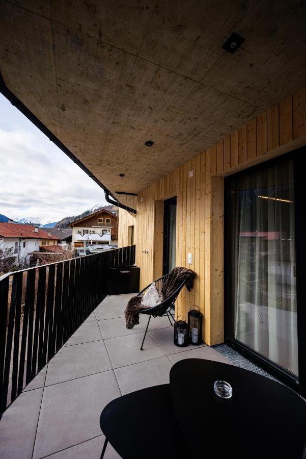 Lebe'Oetz - Das Ferienapartmenthaus Im Zentrum Von Oetz Exterior foto