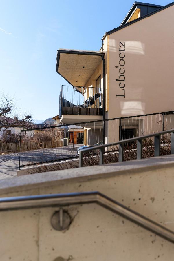 Lebe'Oetz - Das Ferienapartmenthaus Im Zentrum Von Oetz Exterior foto