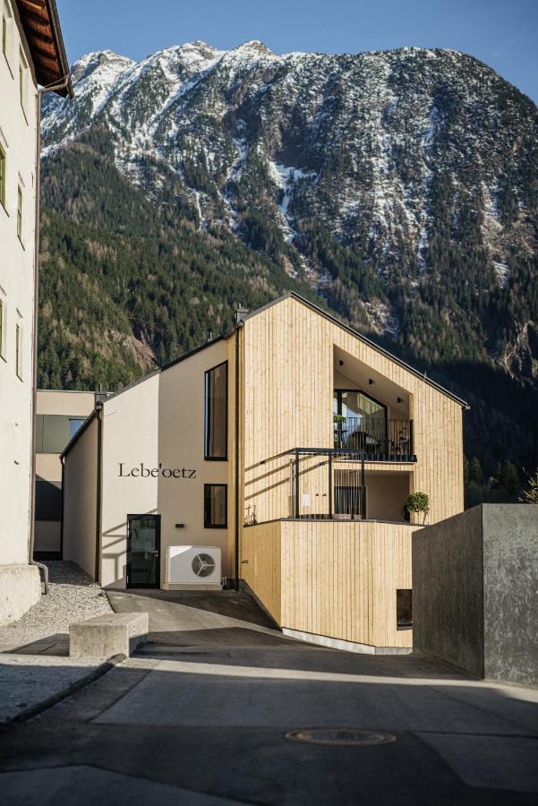 Lebe'Oetz - Das Ferienapartmenthaus Im Zentrum Von Oetz Exterior foto